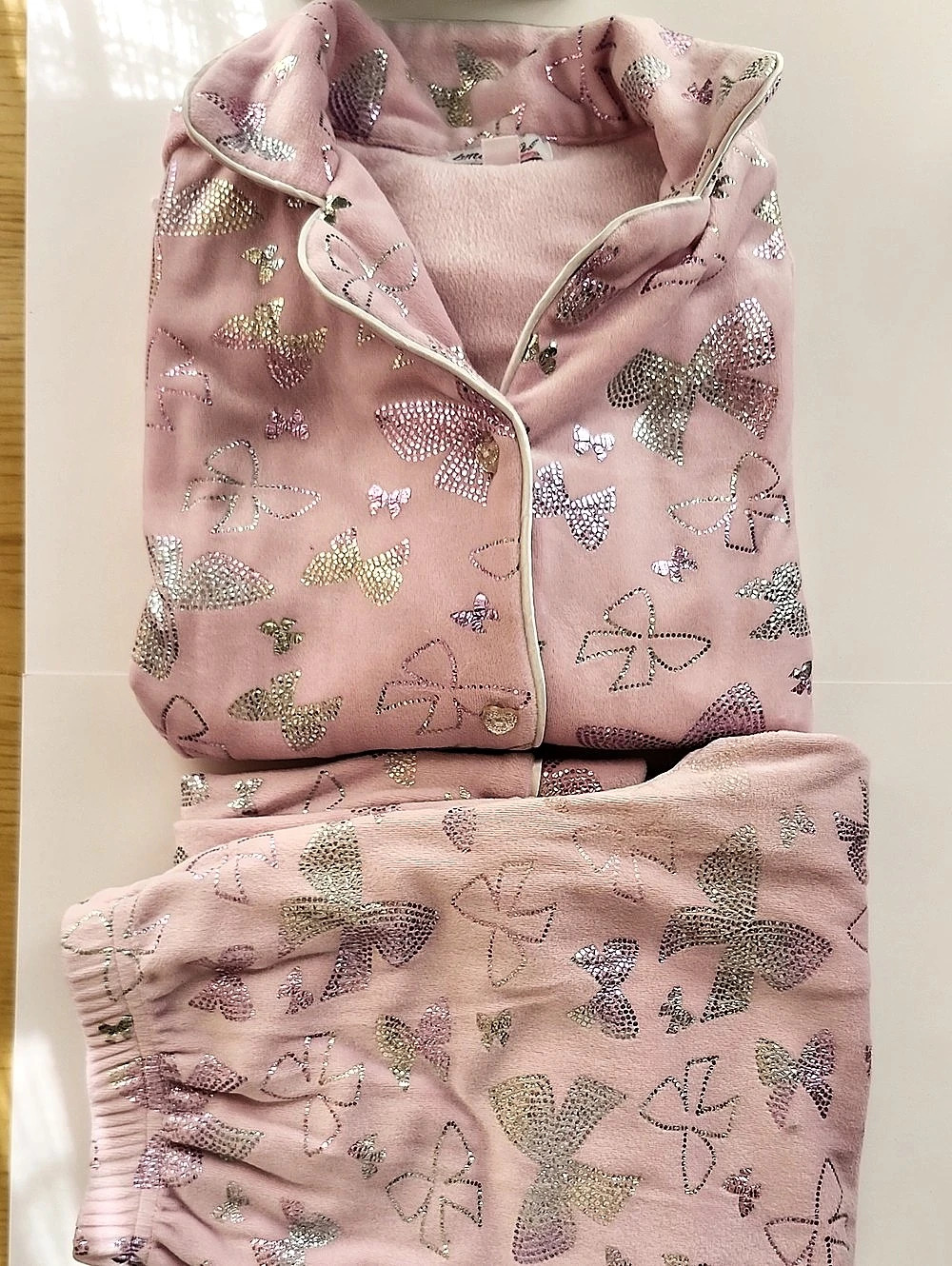 B-magical girls Bow Print PJ Set Size 8 Like New